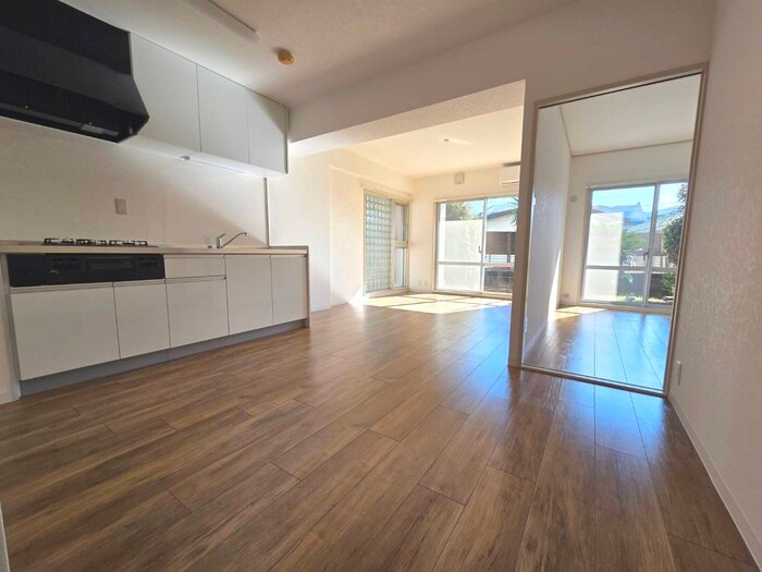 物件内観写真8　(居室)