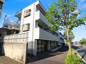 リバーサイドハイツ外観写真