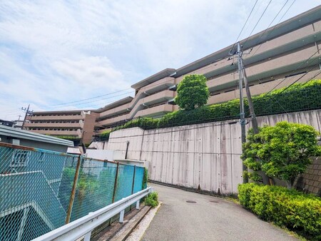 ヒルズ戸塚ガ－デニアＡ外観写真