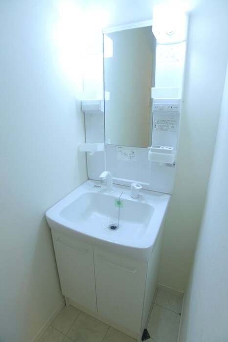 物件内観写真11　(洗面)