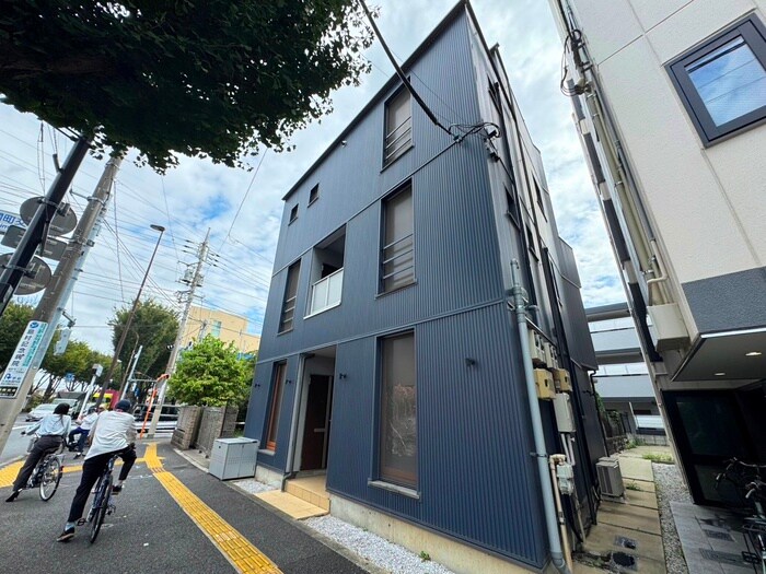 物件外観写真2　(外観写真)