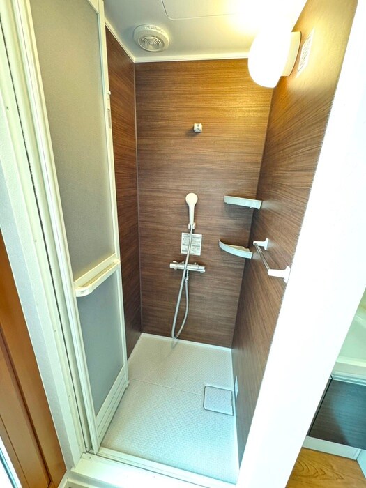 物件内観写真11　(バス／シャワールーム等)