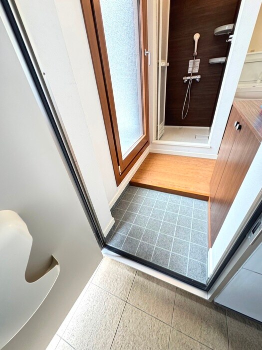 物件内観写真15　(玄関)