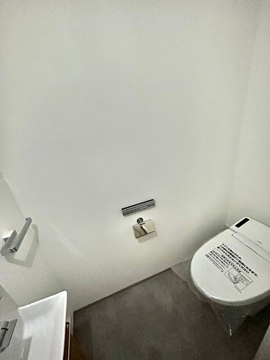 物件内観写真9　(トイレ)