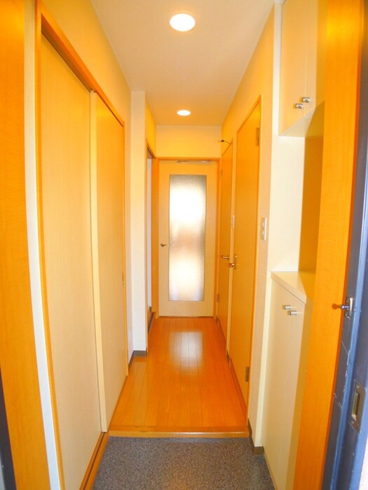 物件内観写真13　(廊下)