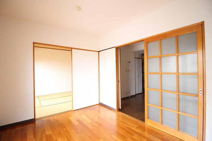 物件内観写真11　(居室)