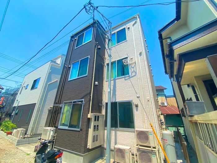 物件外観写真1　(外観写真)