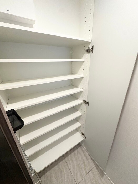 物件内観写真18　(靴箱)