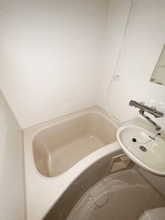 物件内観写真12　(洗面)