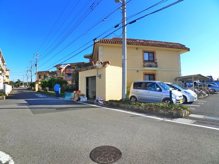 物件外観写真4　(周辺環境)