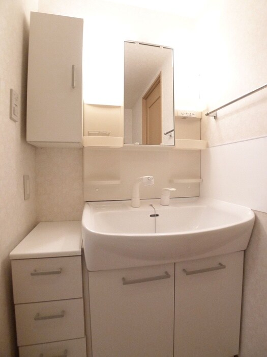 物件内観写真15　(洗面)