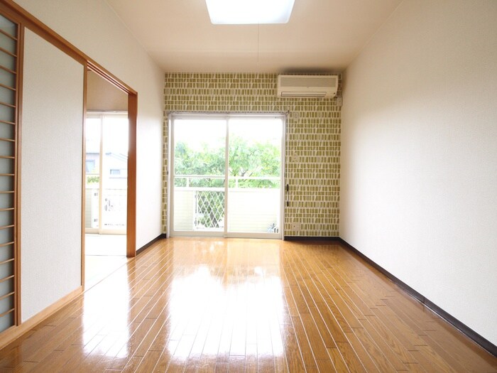 物件内観写真7　(居室)