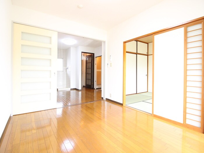 物件内観写真8　(居室)