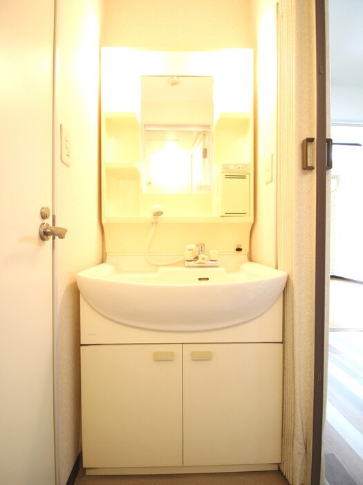 物件内観写真12　(洗面)