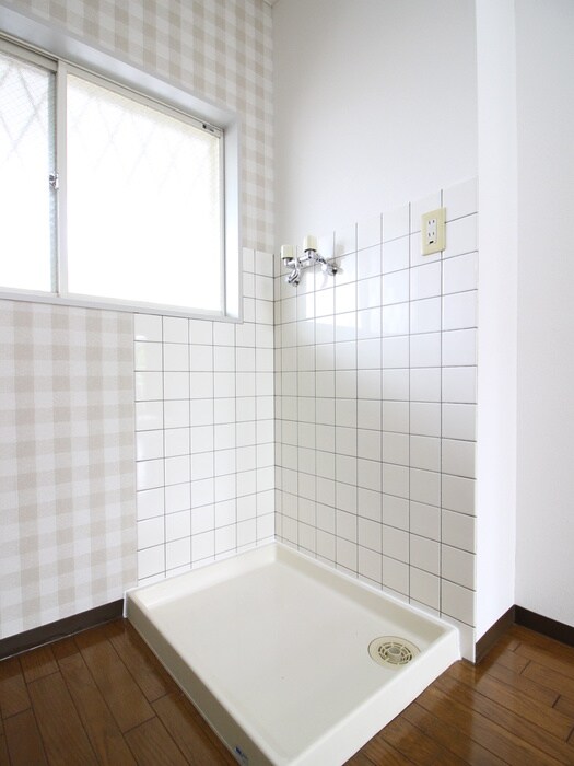 物件内観写真13　(洗濯機置場)