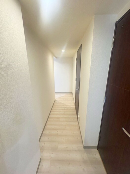物件内観写真18　(廊下)
