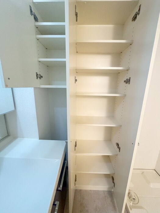 物件内観写真20　(収納)