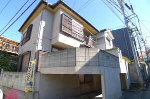 村山邸貸家外観写真