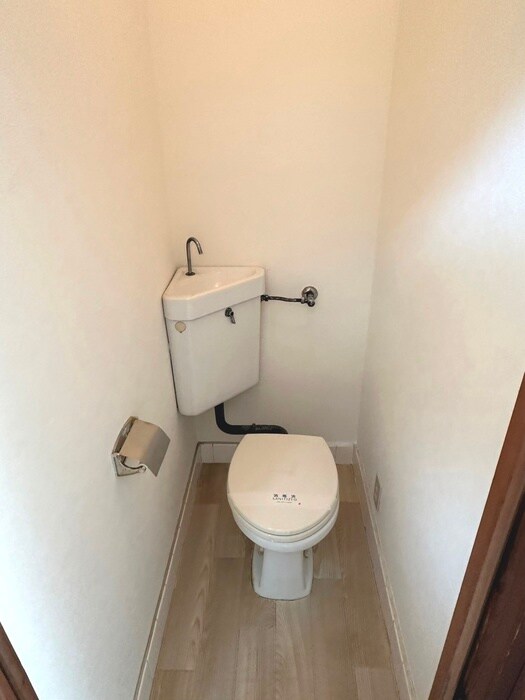 物件内観写真11　(トイレ)