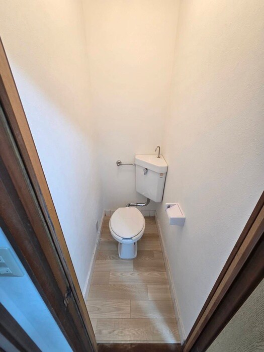 物件内観写真11　(トイレ)