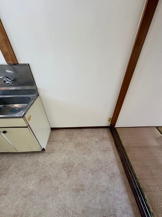 物件内観写真12　(洗濯機置場)