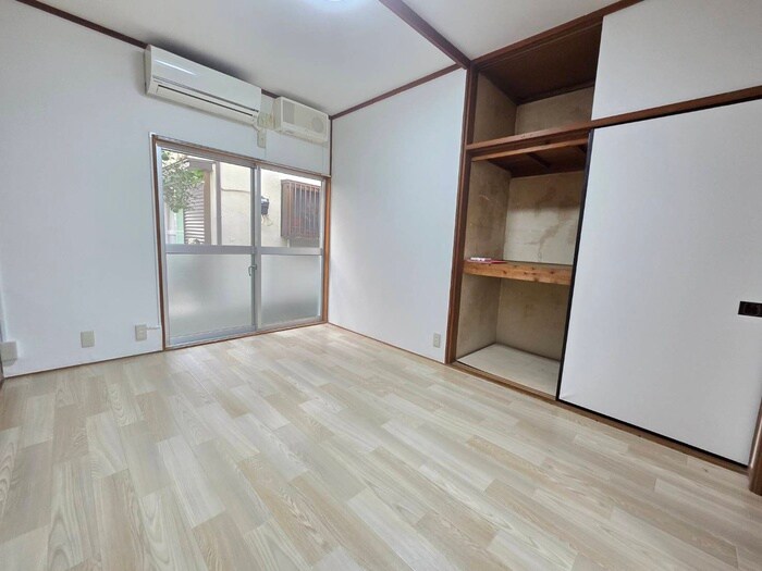 物件内観写真13　(居室)