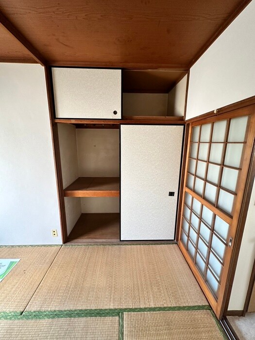 物件内観写真15　(収納)