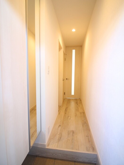 物件内観写真21　(玄関)