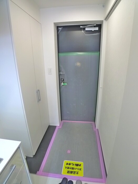 物件内観写真15　(玄関)