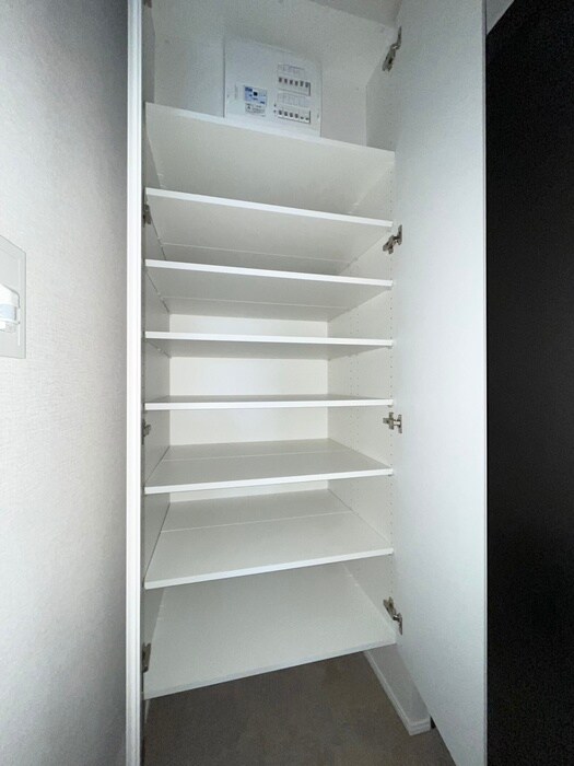 物件内観写真16　(靴箱)