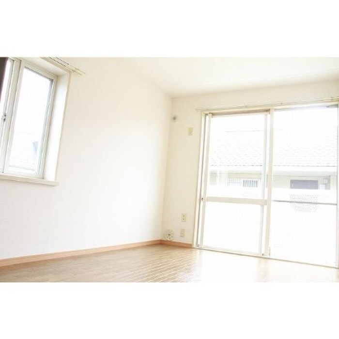 物件内観写真2　(居室)