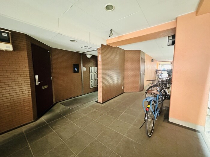 物件外観写真4　(建物設備)