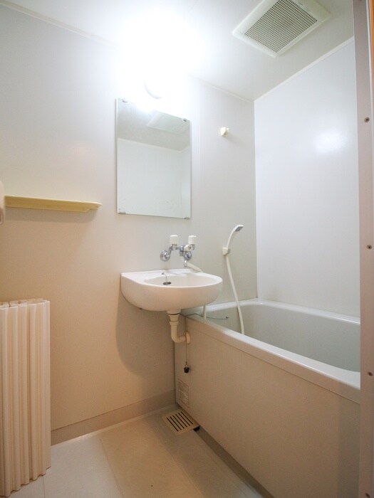 物件内観写真12　(バス／シャワールーム等)