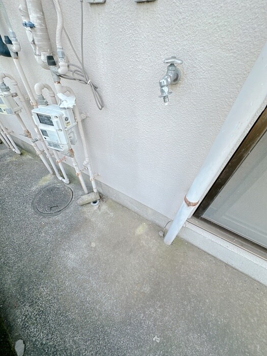 物件内観写真17　(洗濯機置場)