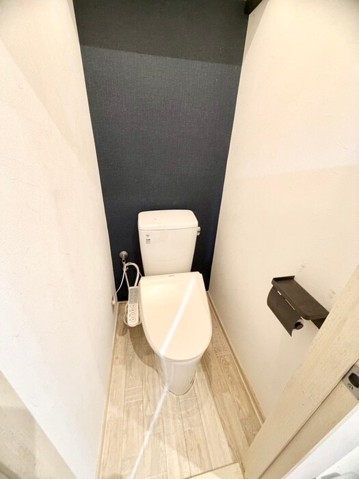 物件内観写真13　(トイレ)