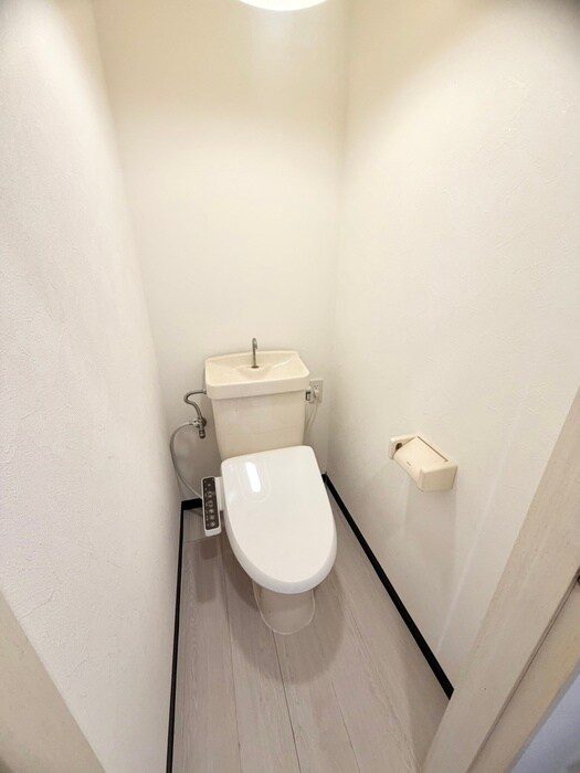 物件内観写真13　(トイレ)