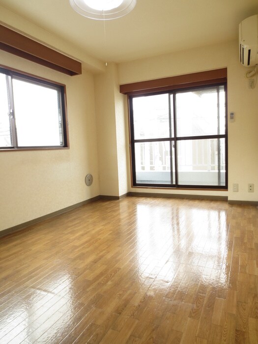 物件内観写真6　(居室)