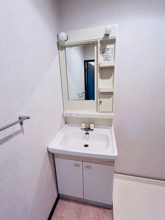 物件内観写真15　(洗面)