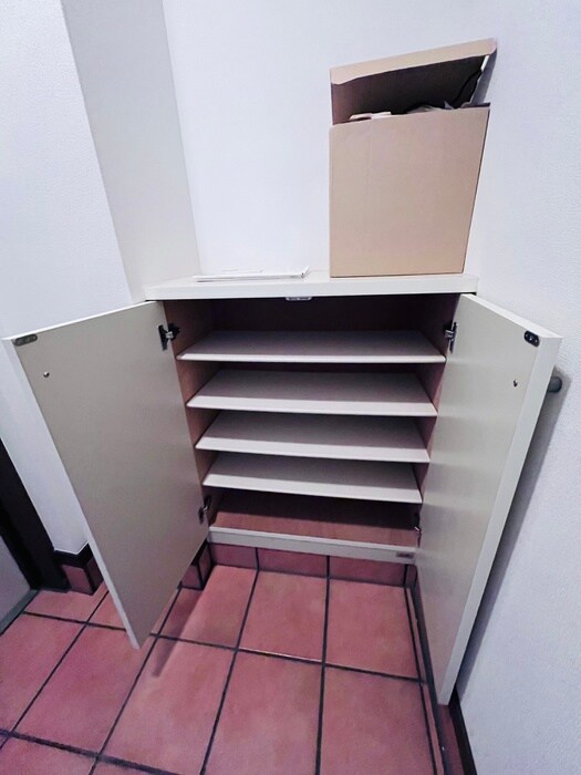 物件内観写真18　(靴箱)