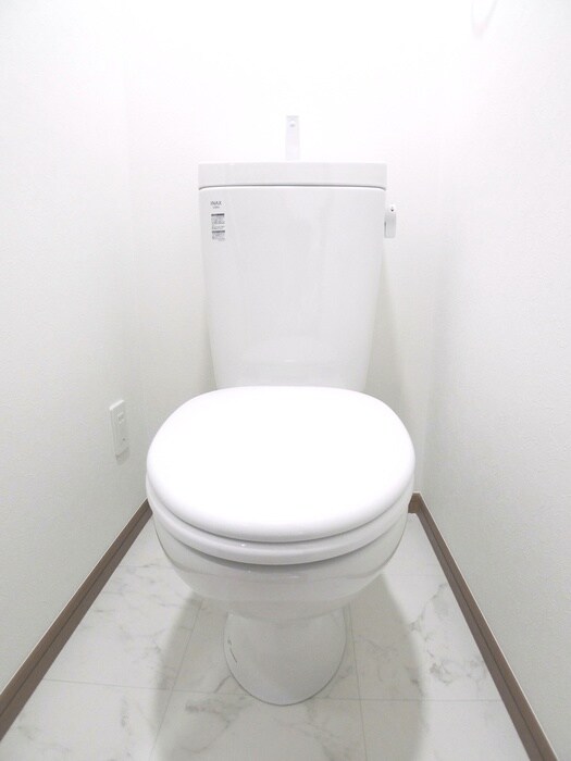 物件内観写真12　(トイレ)