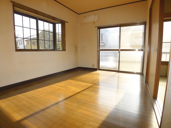 物件内観写真7　(居室)