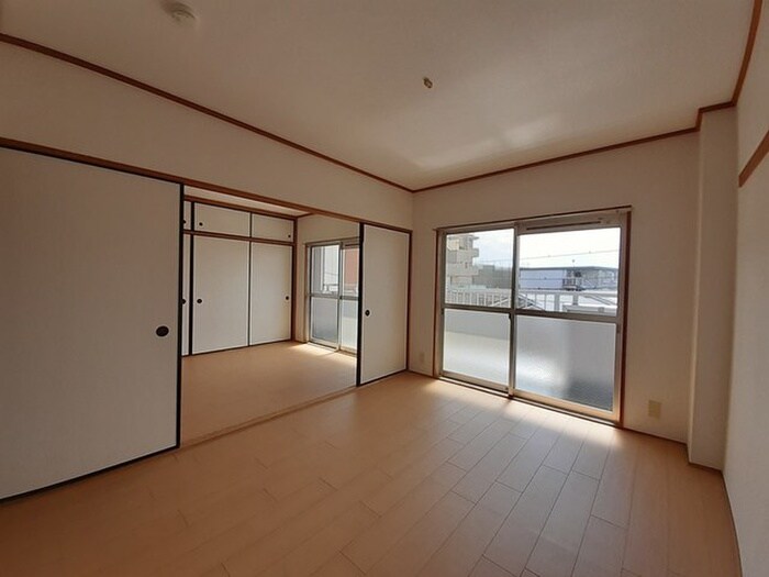 物件内観写真6　(居室)