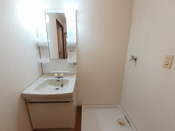 物件内観写真10　(洗面)