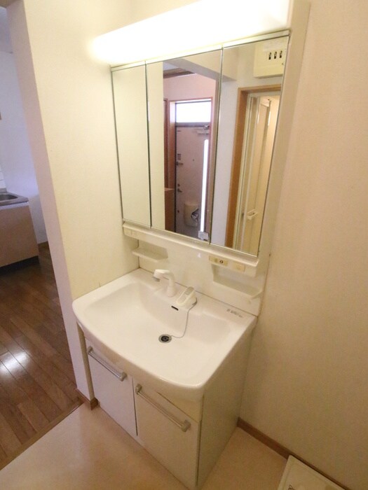 物件内観写真10　(洗面)