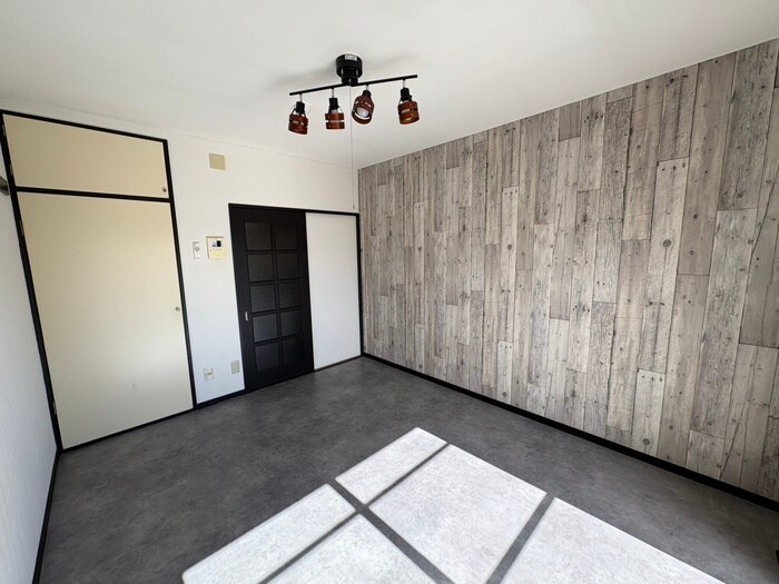 物件内観写真9　(居室)