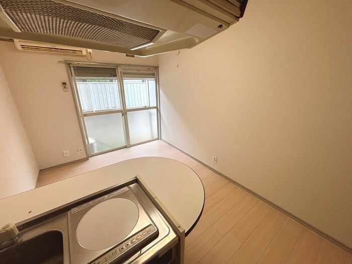 物件内観写真9　(居室)