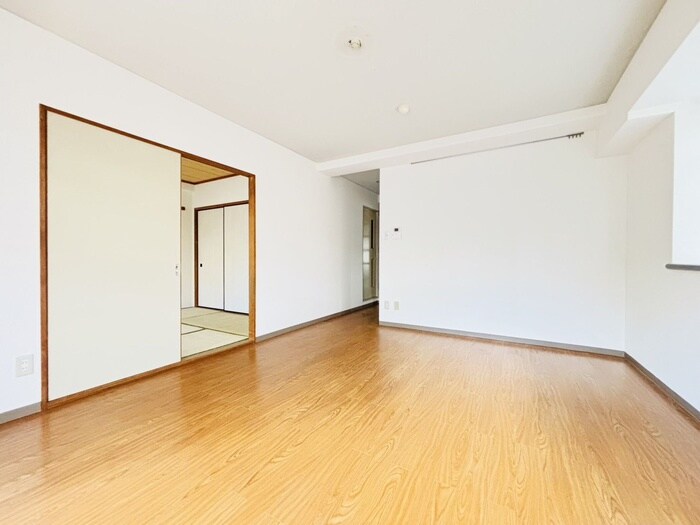 物件内観写真8　(居室)