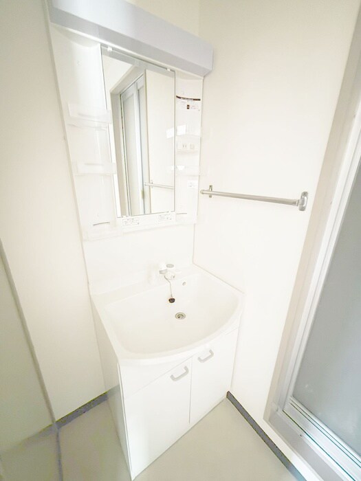 物件内観写真11　(洗面)