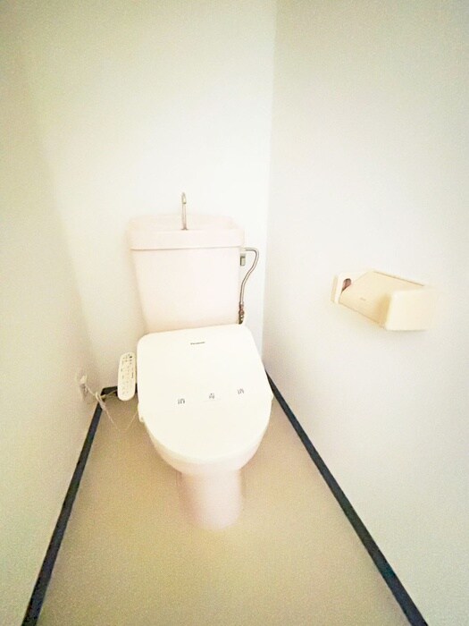 物件内観写真12　(トイレ)