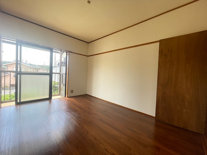 物件内観写真9　(居室)